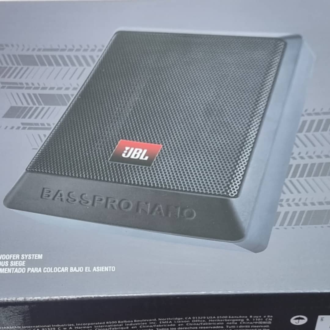 Subactive JBL model BASSPROnano(1)