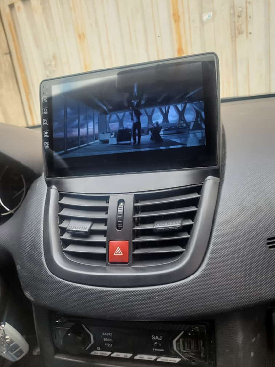 مانیتور11 اینچ رام2 اندروید پژو207 مدل T1 برند اسکرین تک